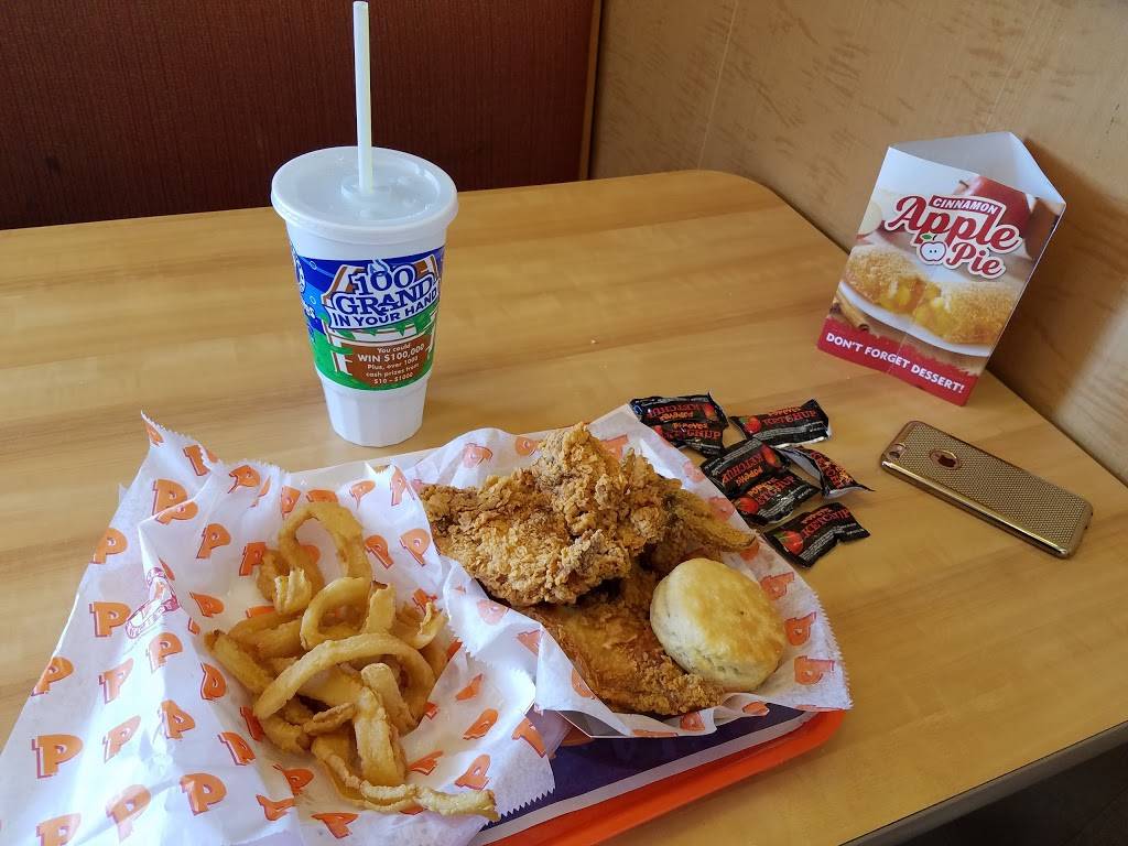 Popeyes Louisiana Kitchen | restaurant | 10101 Reisterstown Rd, Owings Mills, MD 21117, USA | 4103630082 OR +1 410-363-0082