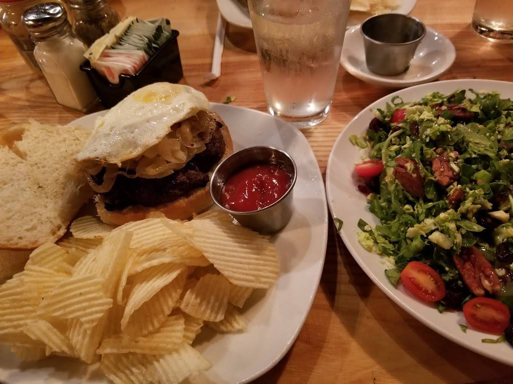 Arch Street Tavern | restaurant | 85 Arch St, Hartford, CT 06103, USA | 8602467610 OR +1 860-246-7610