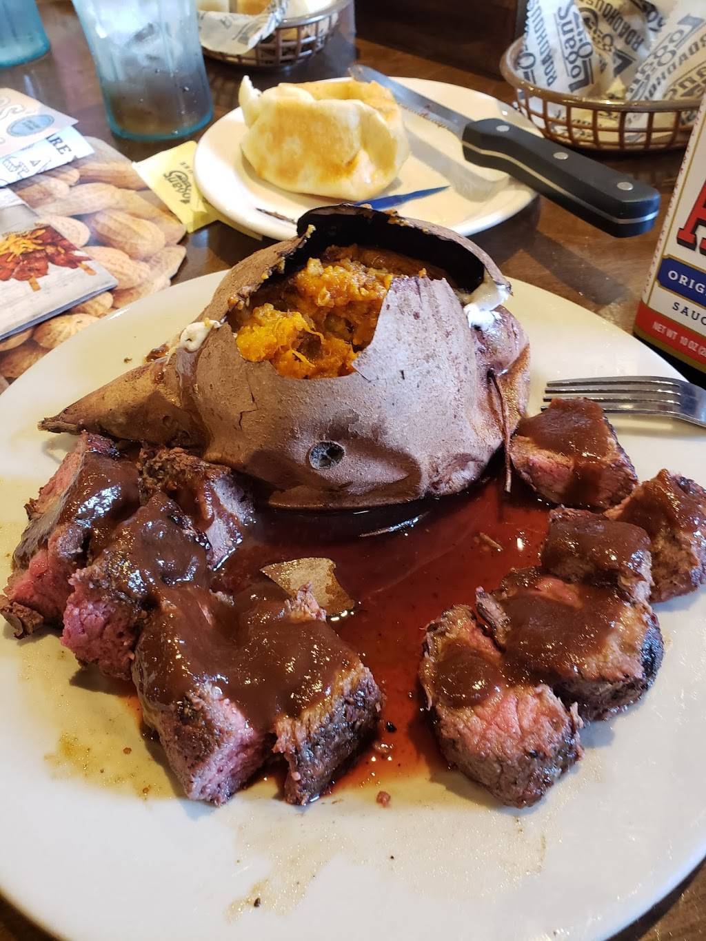 Logans Roadhouse | restaurant | 2506 Music Valley Dr, Nashville, TN 37214, USA | 6158710328 OR +1 615-871-0328