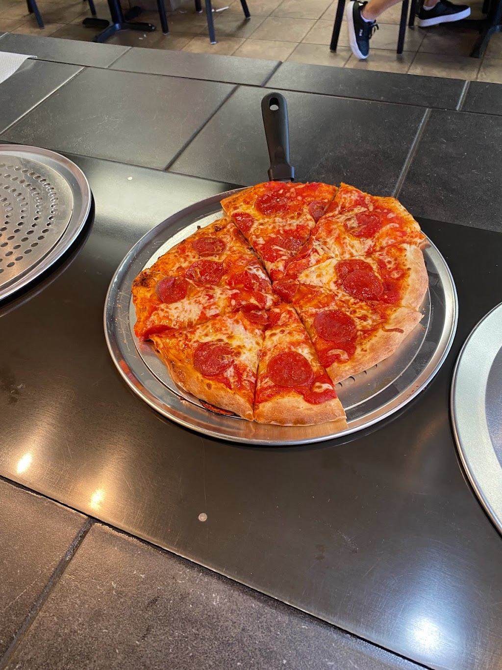 Milsons PizzeriaBuffet | restaurant | 303 Beltline Pl SW, Decatur, AL 35603, USA | 2566860490 OR +1 256-686-0490