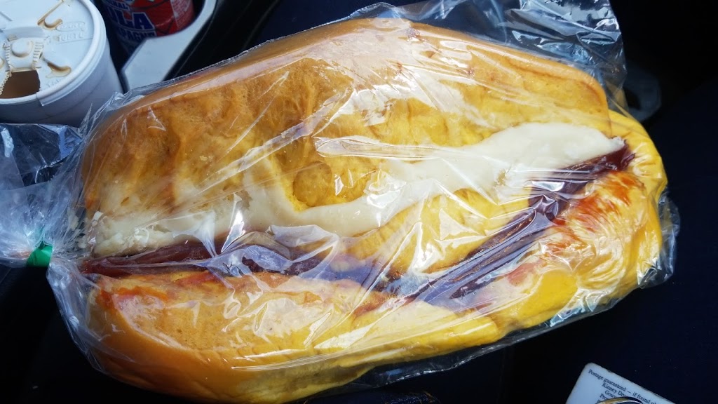 Borinquen Bakery & Restaurant | restaurant | 464 Bridge St, Springfield, MA 01103, USA | 4137325888 OR +1 413-732-5888