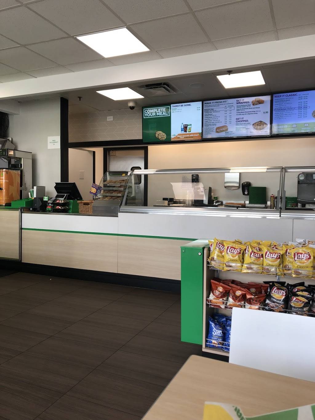 Subway Restaurants | restaurant | 6080 Okeechobee Blvd, West Palm Beach, FL 33417, USA | 5616862299 OR +1 561-686-2299