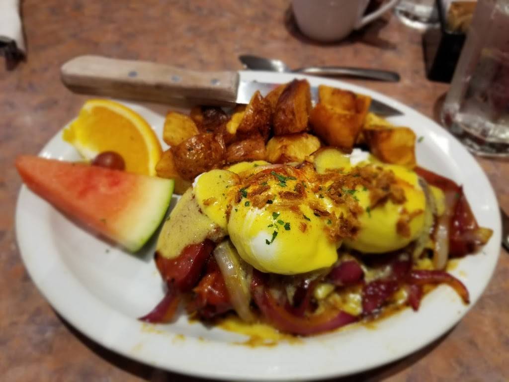 Tatlows Broiler Bar | restaurant | 380 Queensville Side Rd W, River Drive Park, ON L9N 1A8, Canada | 9059539992 OR +1 905-953-9992