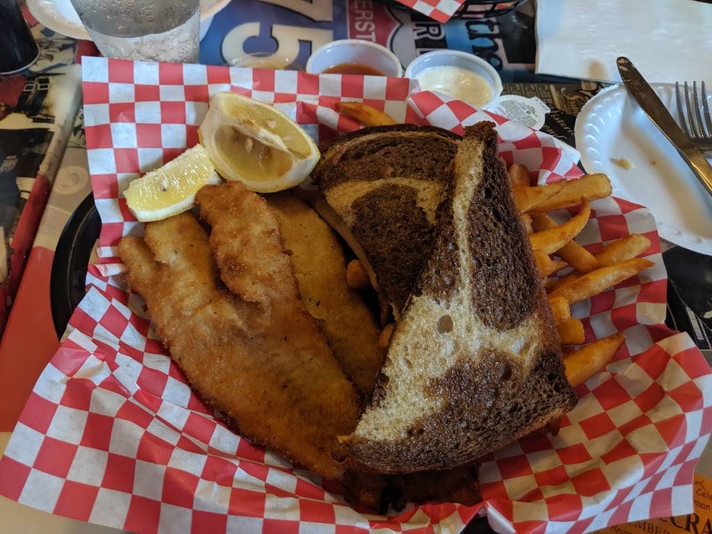 River Rock Cafe | restaurant | 614 E Midland St #4729, Bay City, MI 48706, USA | 9898945500 OR +1 989-894-5500