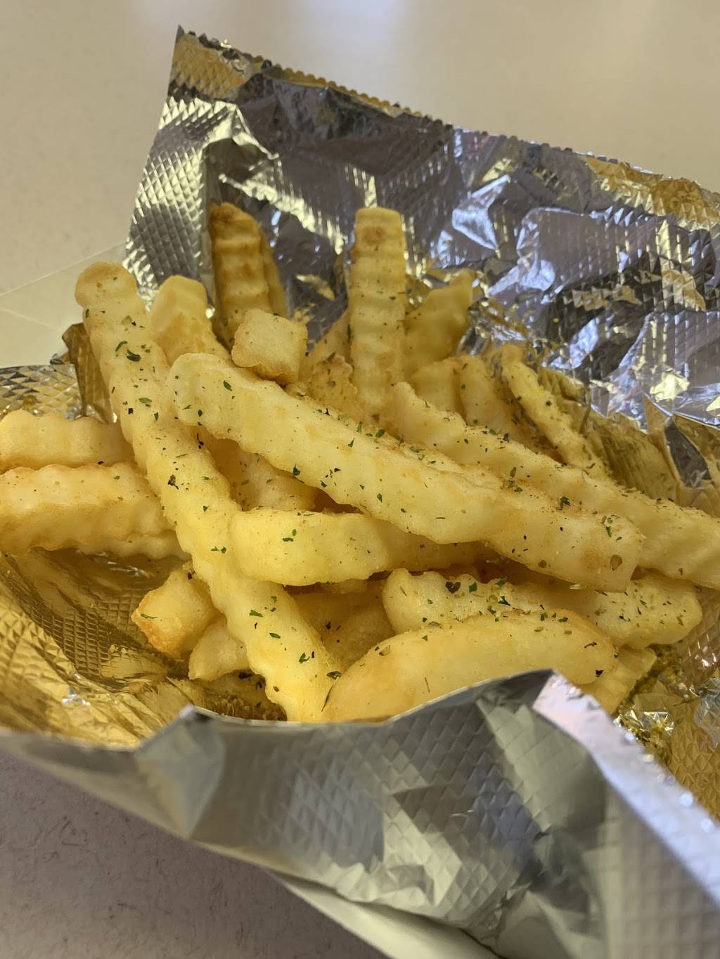 Dominics House of Wings | restaurant | 1670 E Main St, Atwood, TN 38220, USA | 7314180430 OR +1 731-418-0430