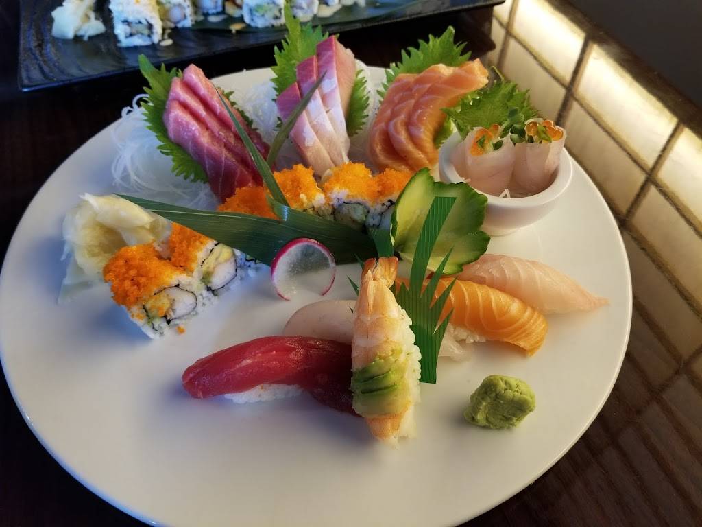 Oishii Bluefin | restaurant | 9613 Medical Center Dr G, Rockville, MD 20850, USA | 2406147997 OR +1 240-614-7997