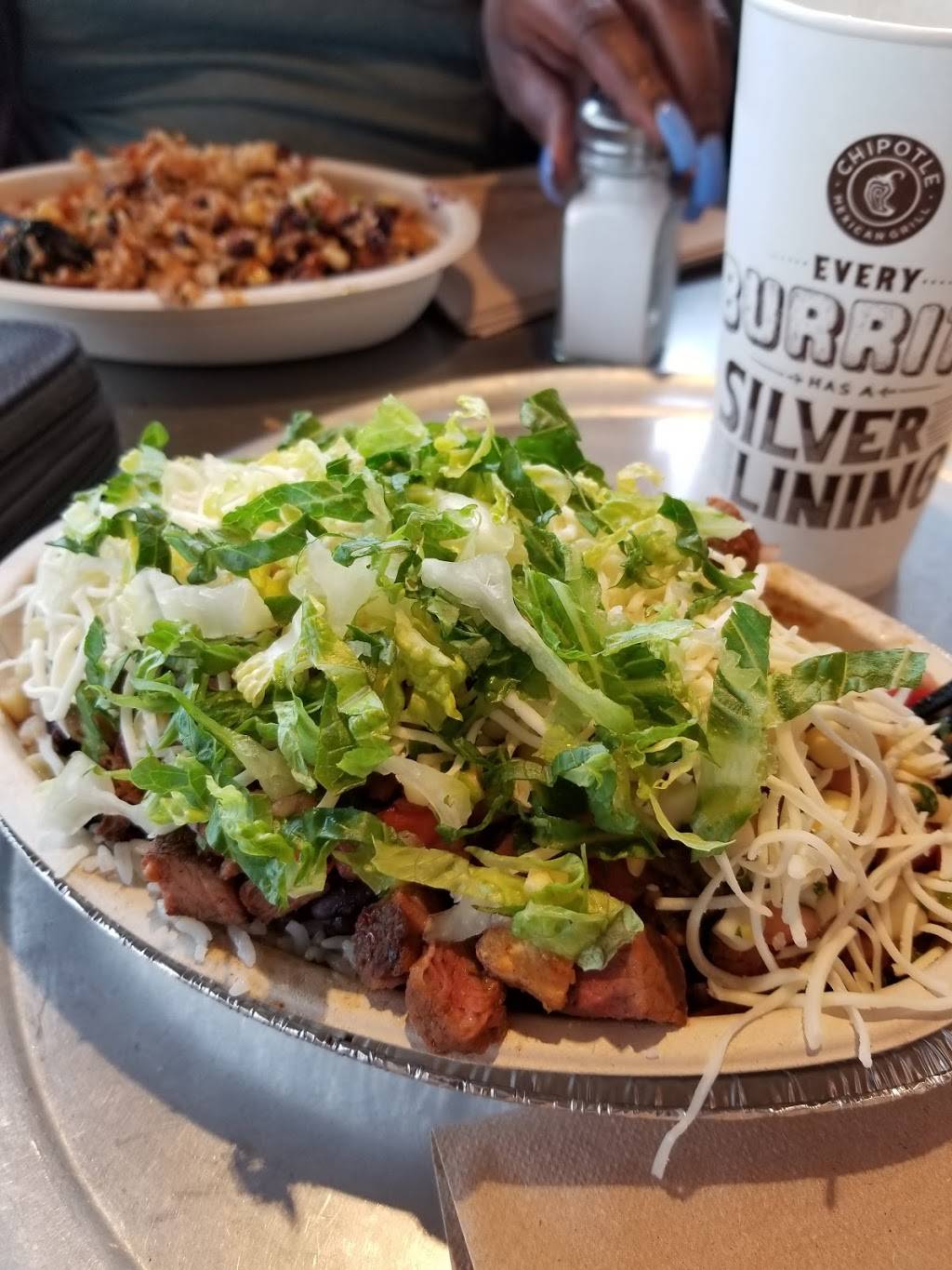 Chipotle Mexican Grill | restaurant | 625 Kennedy Ln, Clarksville, TN 37040, USA | 9319062110 OR +1 931-906-2110