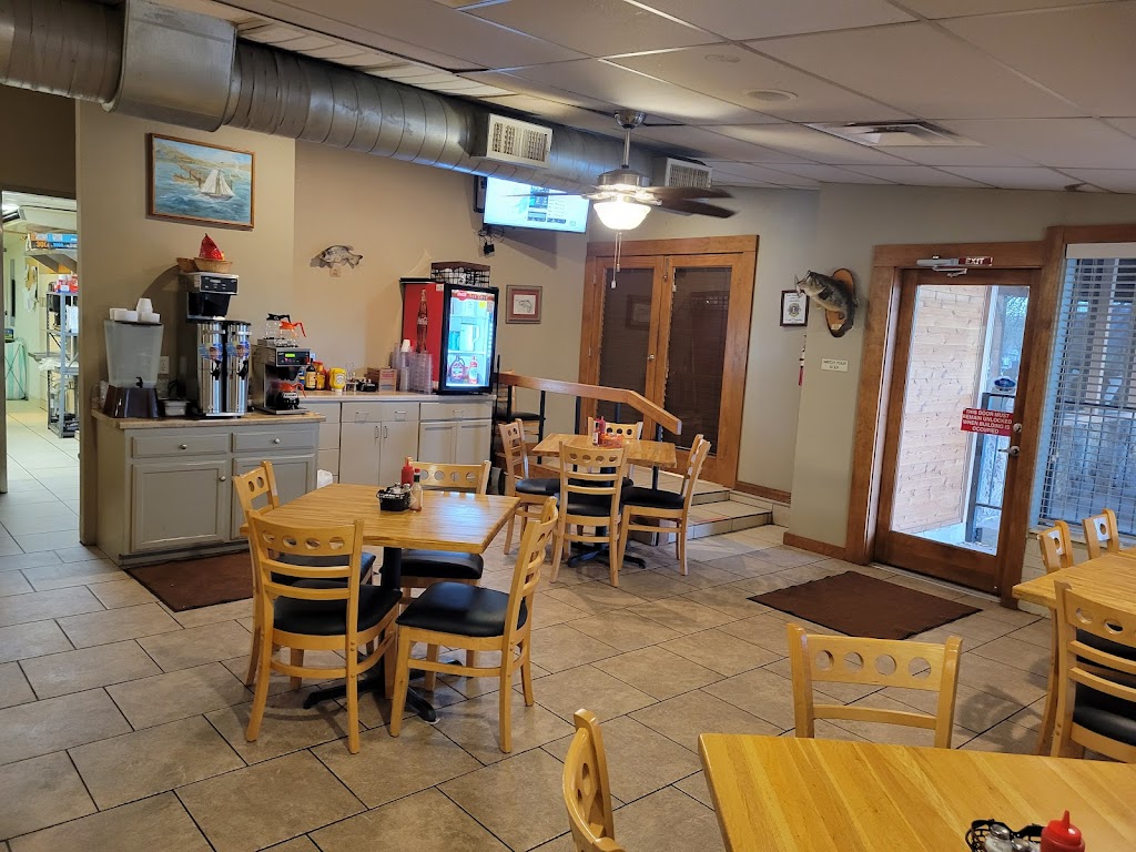Harbor Point Private Gated Community Members Only | restaurant | 1000 Tanglewood Dr, Amarillo, TX 79118, USA | 8066223121 OR +1 806-622-3121