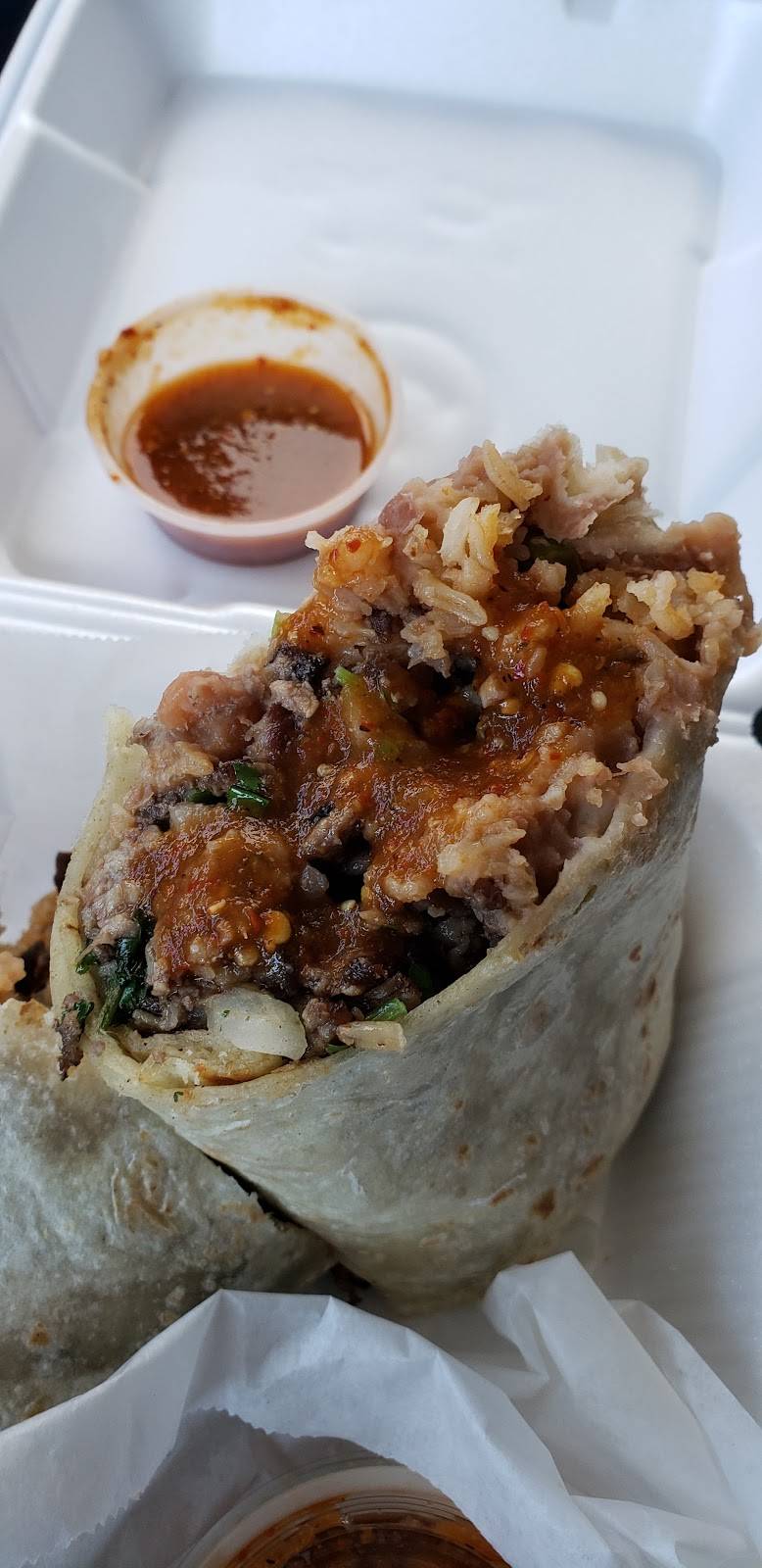 El Ojo De Agua Taqueria | restaurant | 830 E Foothill Blvd, Rialto, CA 92376, USA | 9098770876 OR +1 909-877-0876