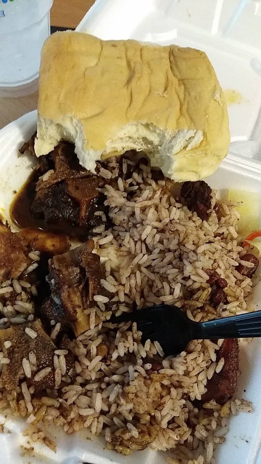 Tashes Ankh Caribbean Carryout | restaurant | 8045 Liberty Rd, Windsor Mill, MD 21244, USA | 4109229196 OR +1 410-922-9196