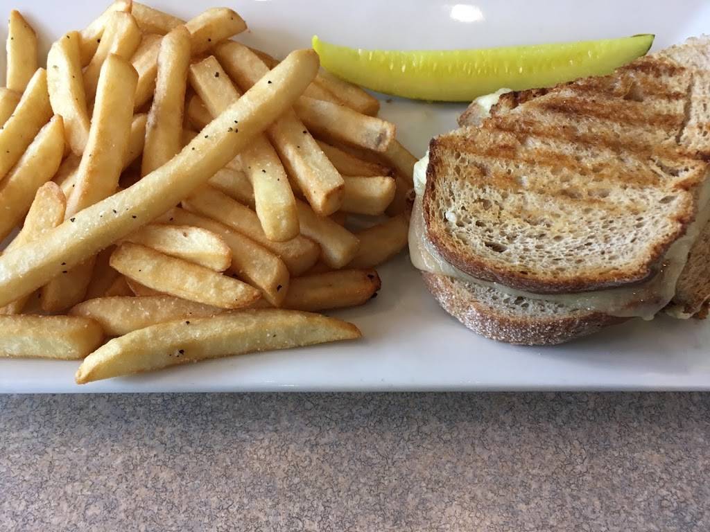 Baileys Saratoga | cafe | 37 Phila St, Saratoga Springs, NY 12866, USA | 5184501305 OR +1 518-450-1305