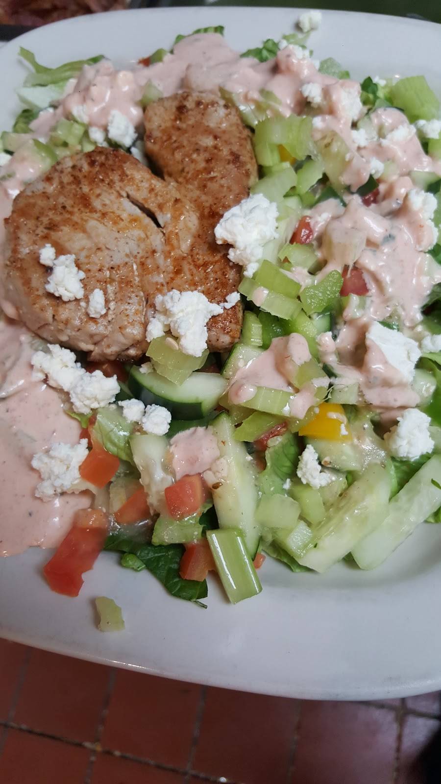 Big Bats Cafe | restaurant | 216 St Claire Pl, Stevensville, MD 21666, USA | 4106041120 OR +1 410-604-1120