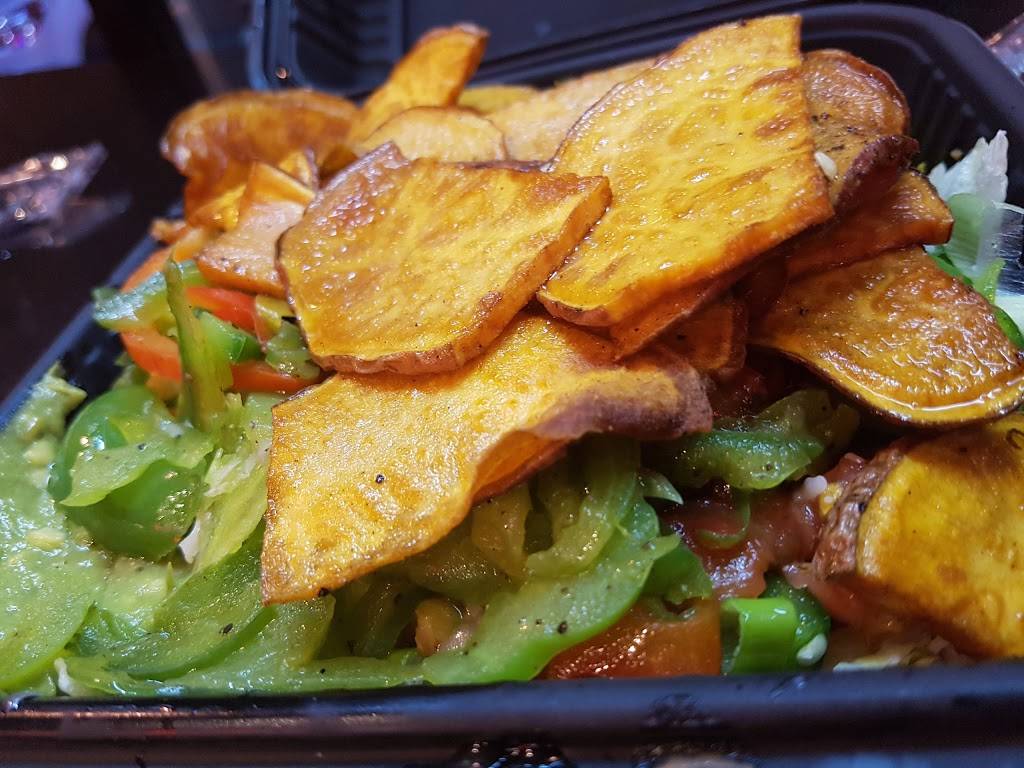 Fat Bastard Burrito | meal takeaway | 1180 The Queensway, Etobicoke, ON M8Z 1R5, Canada | 4162520202 OR +1 416-252-0202