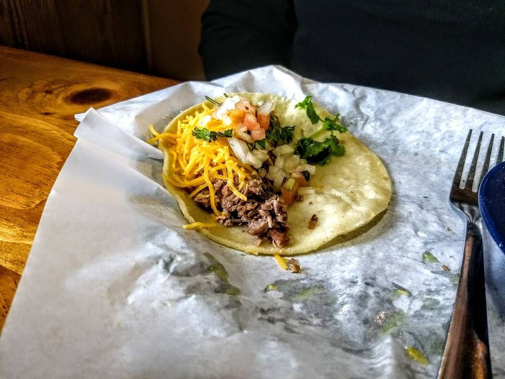 Dickeys Barbecue Pit | restaurant | 1224 N Highway 377, #221, Roanoke, TX 76262, USA | 8174913100 OR +1 817-491-3100