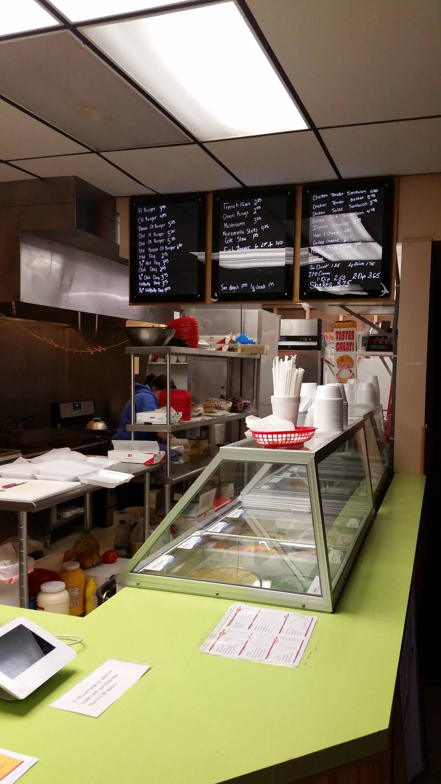 Papas Burgers & Mor | restaurant | 68279 IN-15, New Paris, IN 46553, USA | 5748314540 OR +1 574-831-4540