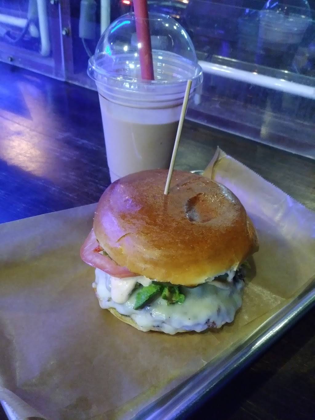 Burger Shack | restaurant | 97 Broadway, Lynbrook, NY 11563, USA | 5162182777 OR +1 516-218-2777