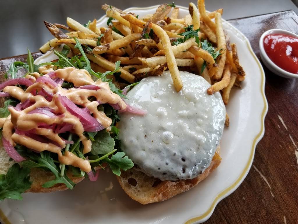 Vesta | restaurant | 21-02 30th Ave, Astoria, NY 11102, USA | 7185455550 OR +1 718-545-5550