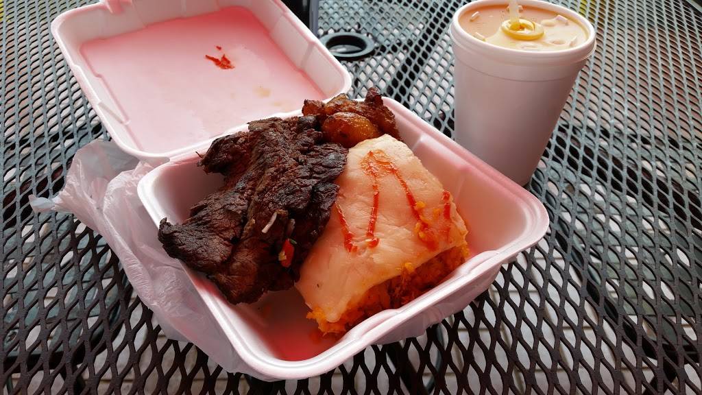 El Palacio de los Jugos | bakery | 7085 SW 24th St, Miami, FL 33155, USA | 3053920887 OR +1 305-392-0887