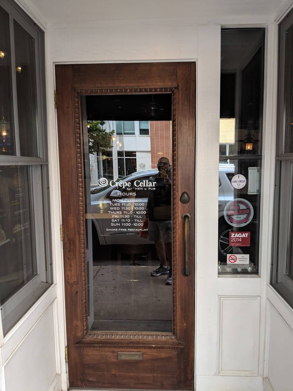 Growlers Pourhouse | restaurant | 3120 N Davidson St, Charlotte, NC 28205, USA | 7049106566 OR +1 704-910-6566