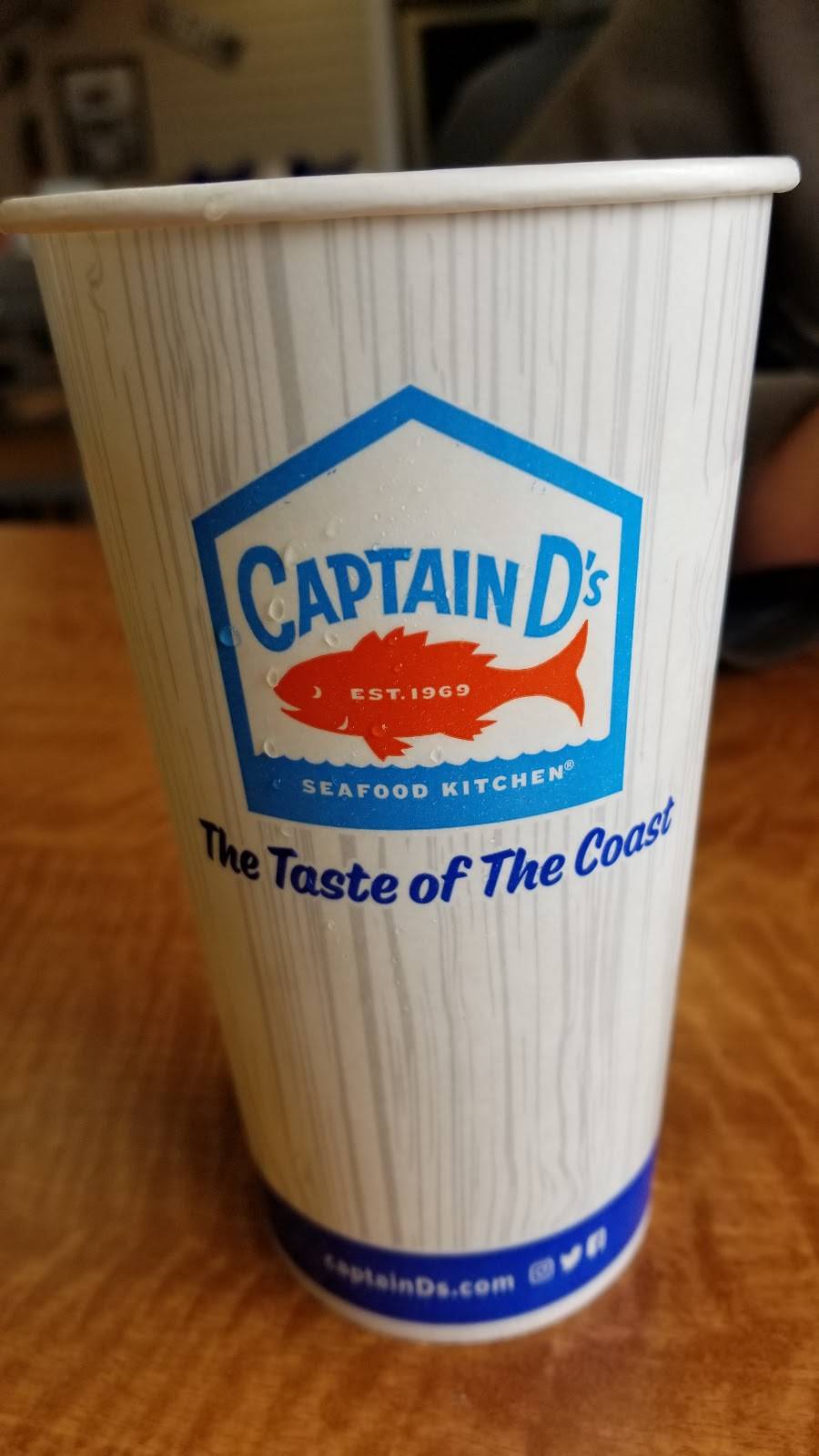 Captain Ds | restaurant | 1960 Troy Rd, Edwardsville, IL 62025, USA | 6186921611 OR +1 618-692-1611