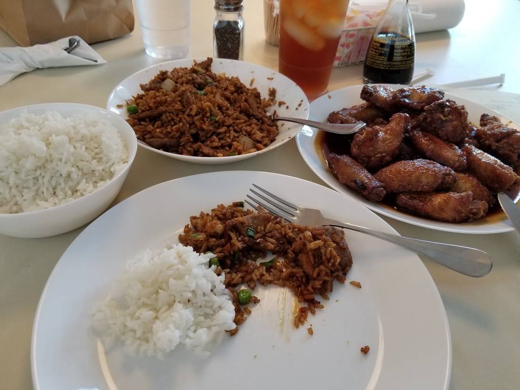 Ho-Ho Chinese Restaurant | restaurant | 1801 Zumbehl Rd, St Charles, MO 63303, USA | 6369479100 OR +1 636-947-9100