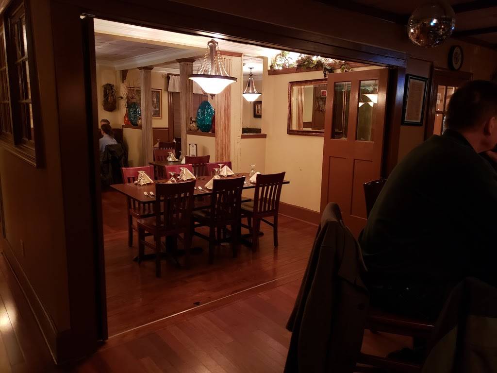 Ottsville Inn | restaurant | 245 Durham Rd, Ottsville, PA 18942, USA | 6108475463 OR +1 610-847-5463