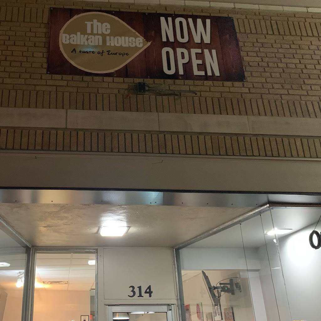Balkan House Ferndale | restaurant | 314 W Nine Mile Rd, Ferndale, MI 48220, USA | 2482684920 OR +1 248-268-4920