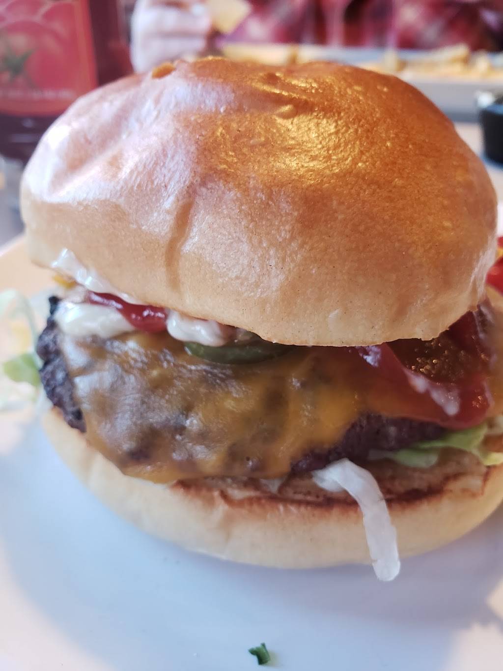 Hudsons Classic Grill | restaurant | 201 N Lincoln Rd, Escanaba, MI 49829, USA | 9067894142 OR +1 906-789-4142