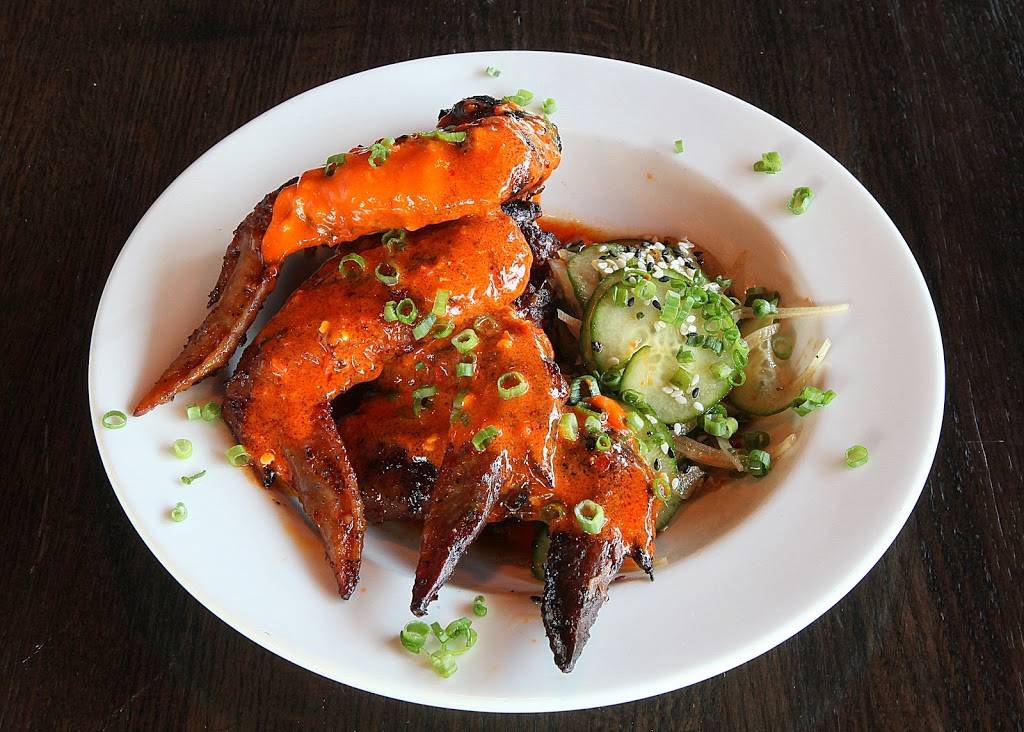 The Social Bar and Grill | restaurant | 1715 Dock St, Tacoma, WA 98402, USA | 2533013835 OR +1 253-301-3835