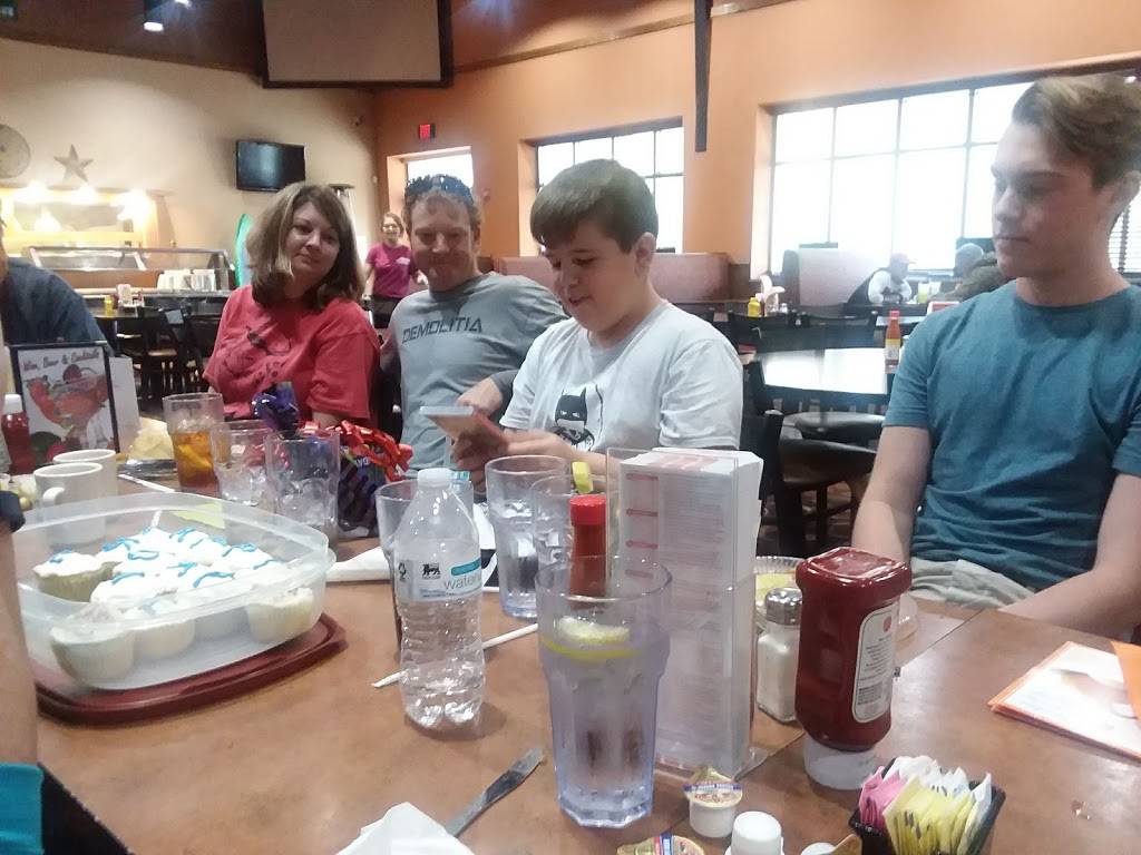 Starz Grille | restaurant | 349 Whiteville Rd NW # 130, South Brunswick, NC 28470, USA | 9107552386 OR +1 910-755-2386