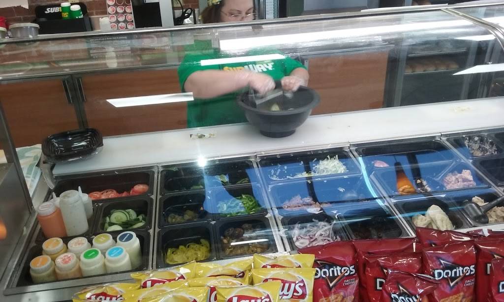 Subway | restaurant | 8796 SE 165th Mulberry Ln, The Villages, FL 32162, USA | 3527509991 OR +1 352-750-9991