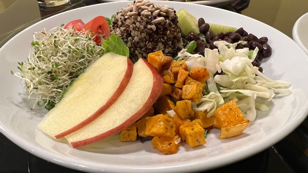 18 North Kitchen & Bar | restaurant | 18 N Clark Ave, Republic, WA 99166, USA | 5097758962 OR +1 509-775-8962