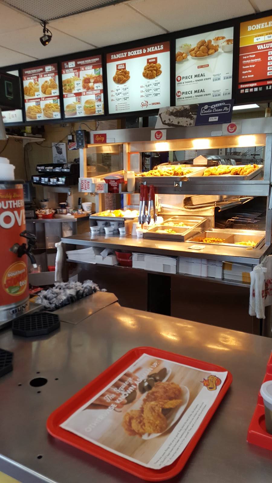 Churchs Chicken | restaurant | 9253 N Pennsylvania Ave, Oklahoma City, OK 73120, USA | 4058426475 OR +1 405-842-6475