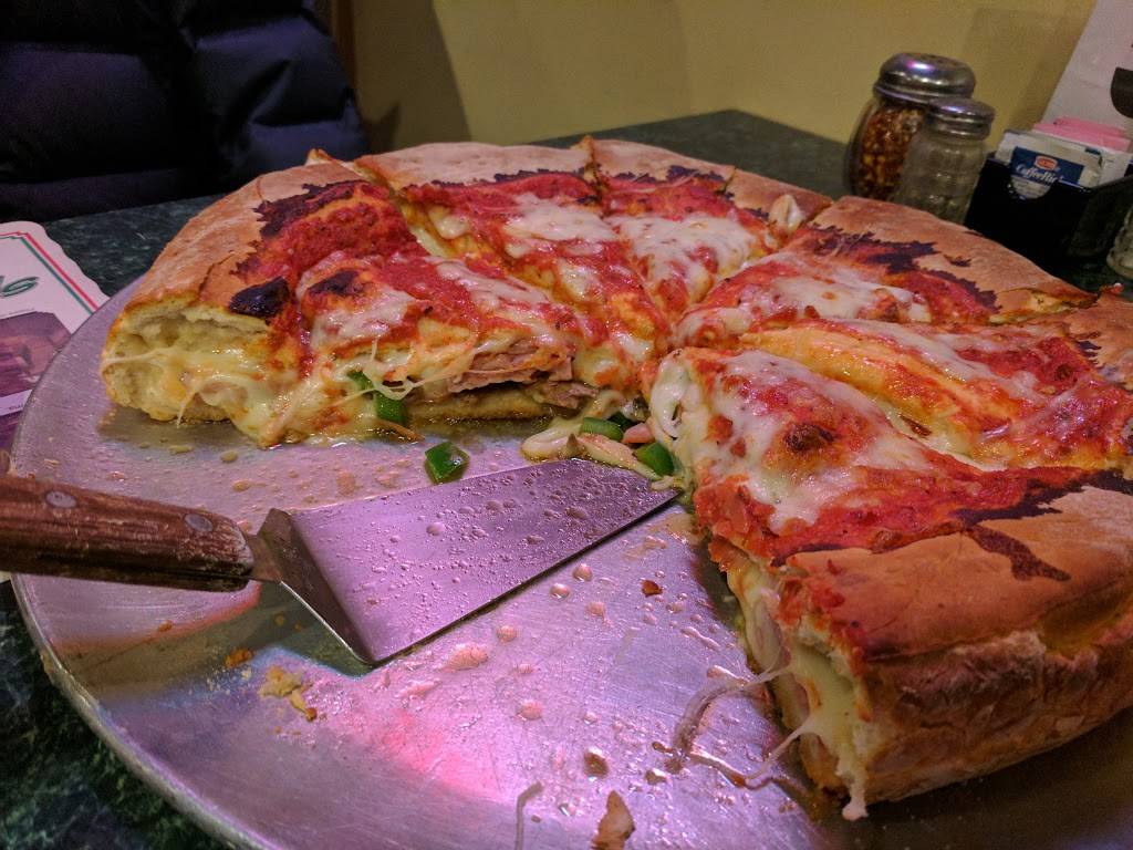 Giannis Pizza & Italian Ristorante | restaurant | Hillsboro, IL 62049, USA | 2175327888 OR +1 217-532-7888