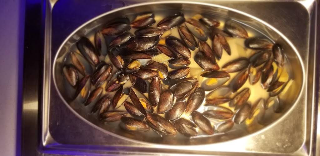 Happy Buffet | restaurant | 879 Lynnhaven Pkwy, Virginia Beach, VA 23452, USA | 7573688682 OR +1 757-368-8682