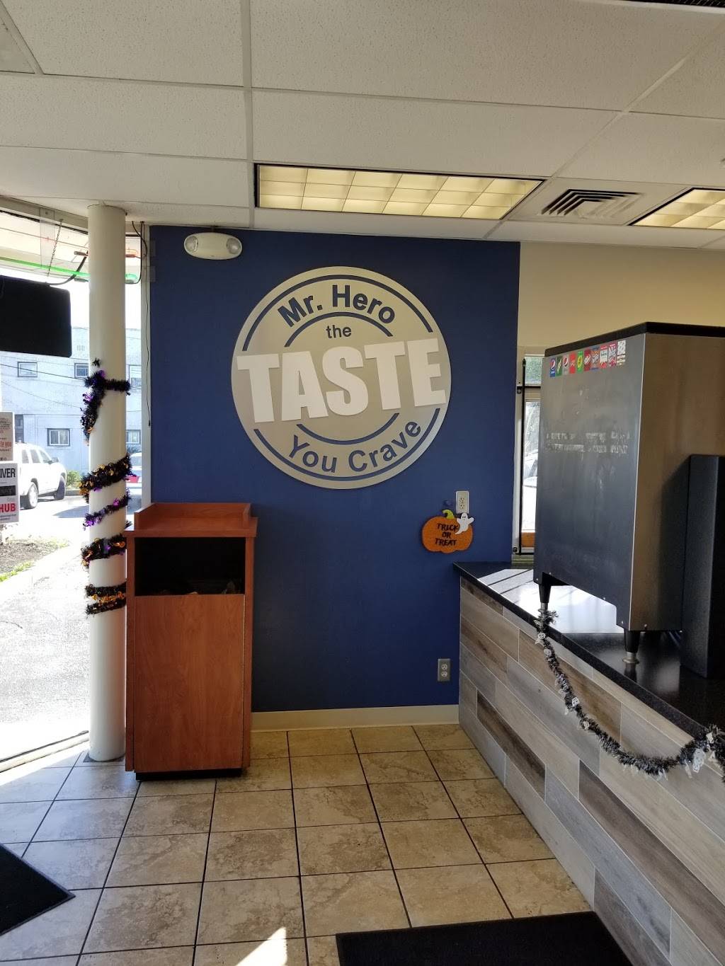 Mr. Hero | meal takeaway | 552 E 152nd St, Cleveland, OH 44110, USA | 2168620876 OR +1 216-862-0876