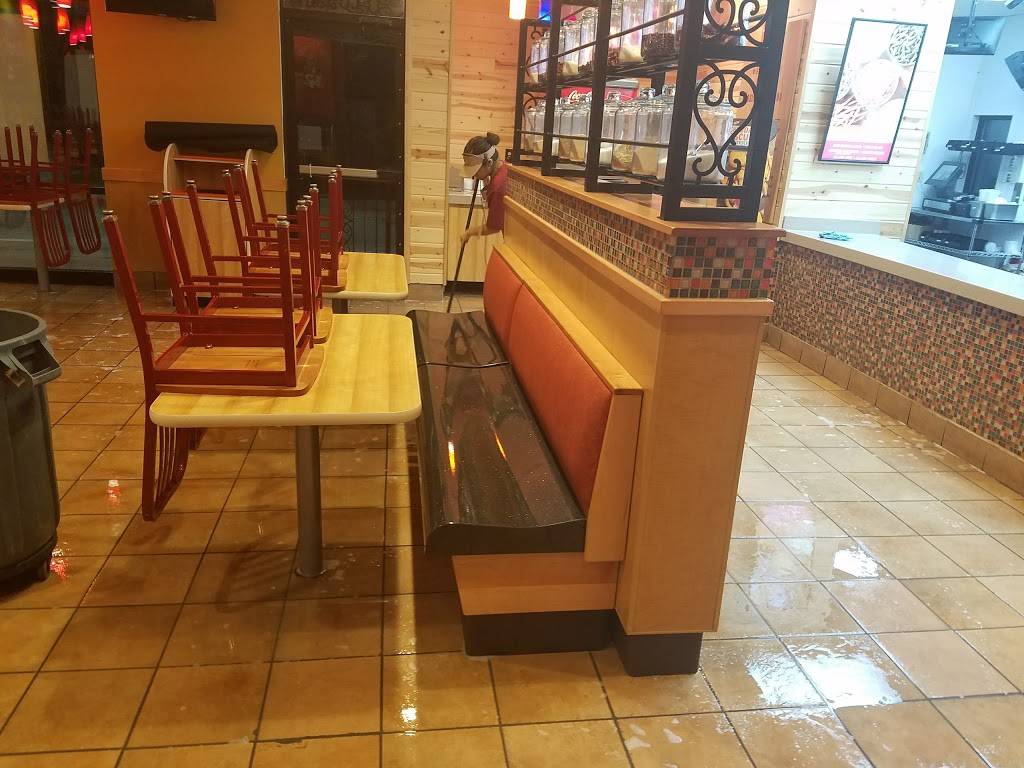 Popeyes Louisiana Kitchen | restaurant | 630 S R L Thornton Freeway Service Rd, Dallas, TX 75203, USA | 2149410715 OR +1 214-941-0715