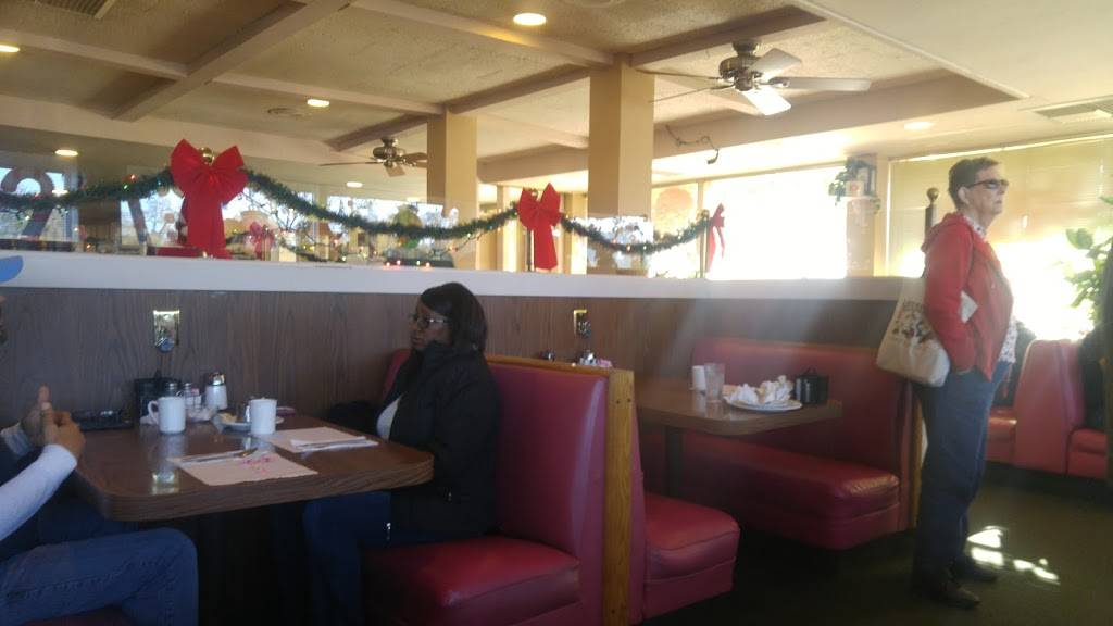 UJs Restaurant | restaurant | 7628 Pacific Ave, Stockton, CA 95207, USA | 2099572081 OR +1 209-957-2081