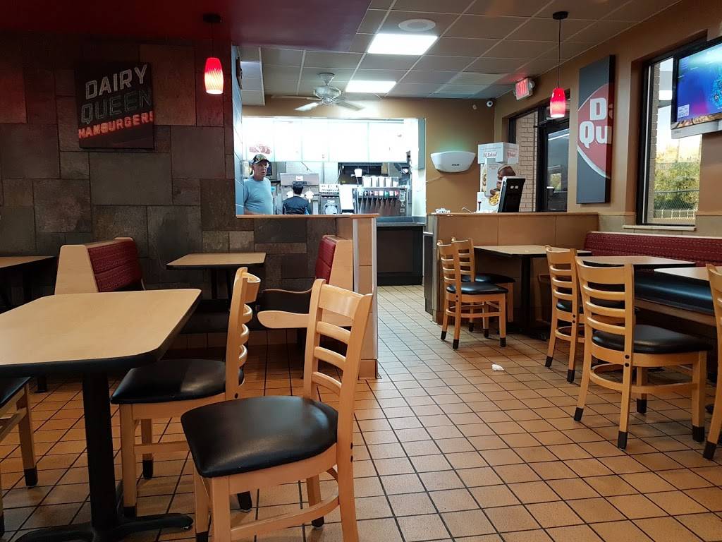 Dairy Queen Grill & Chill | restaurant | 727 N Suncoast Blvd, Crystal River, FL 34429, USA | 3527955800 OR +1 352-795-5800