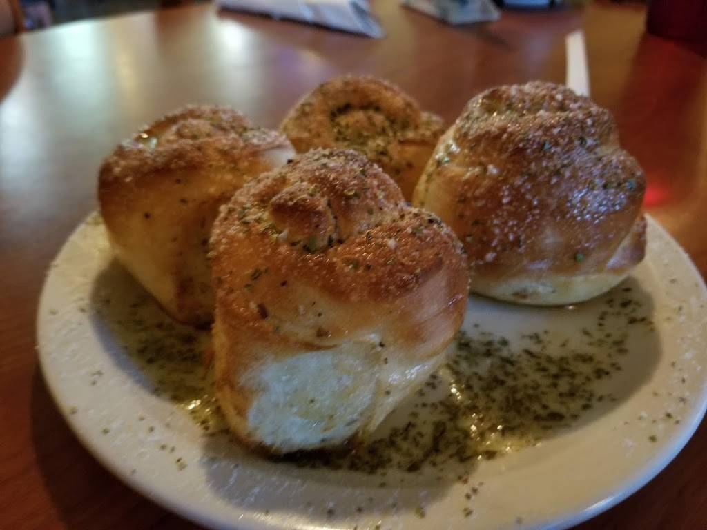 Bellas Pizza Villa | restaurant | 39621 Los Alamos Rd, Murrieta, CA 92563, USA | 9516772341 OR +1 951-677-2341