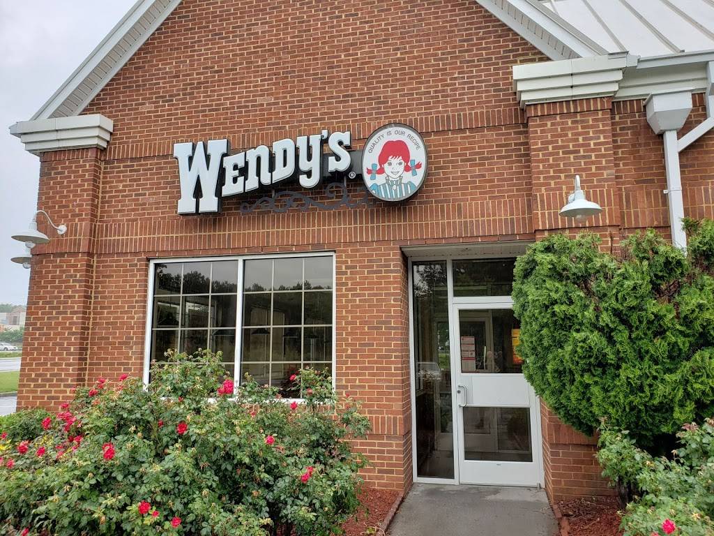 Wendys | restaurant | 13201 Kingston Ave, Chester, VA 23836, USA | 8045301255 OR +1 804-530-1255