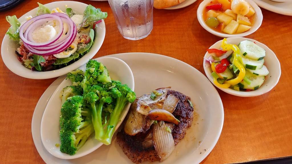 Lubys | restaurant | 18206 Blanco Rd, San Antonio, TX 78258, USA | 2105453994 OR +1 210-545-3994