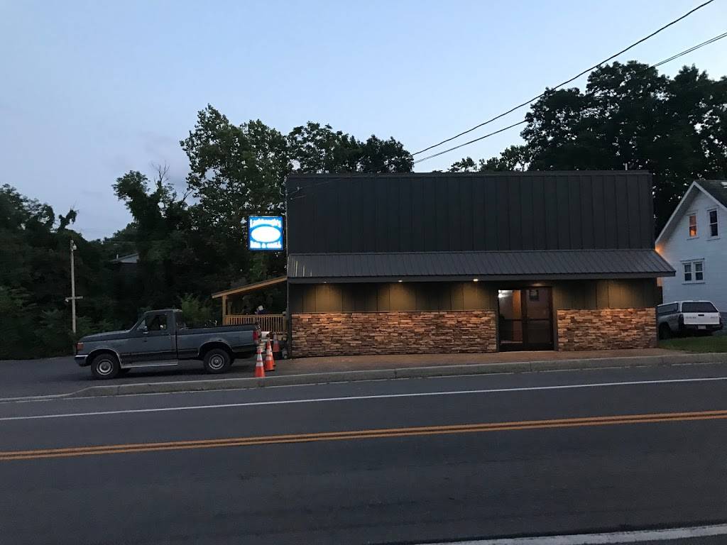 Lashbaughs Bar & Grill | restaurant | 13114 Warrior Dr, Cumberland, MD 21502, USA | 3017292328 OR +1 301-729-2328