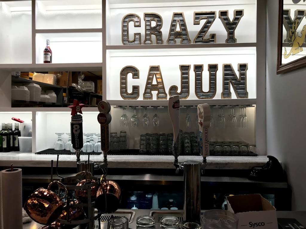 Crazy Cajun | restaurant | 16000 Stuebner Airline Rd Suite M, Spring, TX 77379, USA | 8325341263 OR +1 832-534-1263