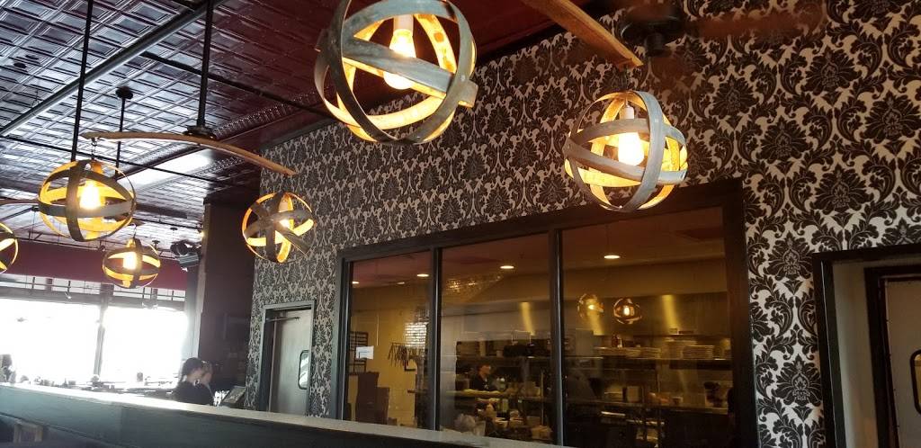 Beast + Barrel | restaurant | 16 Frazier Ave, Chattanooga, TN 37405, USA | 4238054599 OR +1 423-805-4599