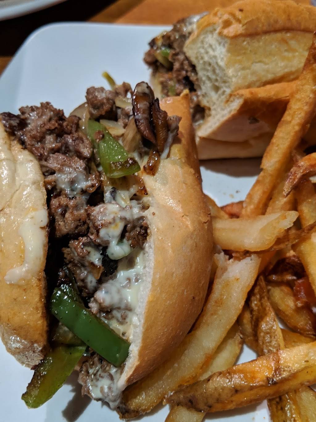 Phillys Sports Bar & Grill | restaurant | 1805 E Elliot Rd Unit 105, Tempe, AZ 85284, USA | 4806590870 OR +1 480-659-0870