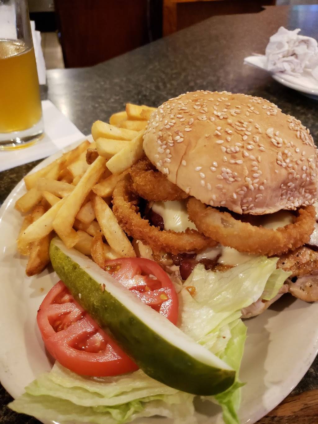 Flanagans Bar & Grill | night club | 3201 Buckley Rd, North Chicago, IL 60064, USA | 8476899062 OR +1 847-689-9062