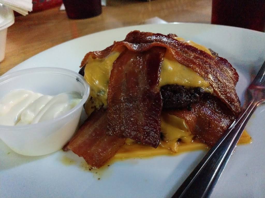 Bleachers Sports Bar & Grill | restaurant | 2167 Hilltop Dr A, Redding, CA 96002, USA | 5302226555 OR +1 530-222-6555