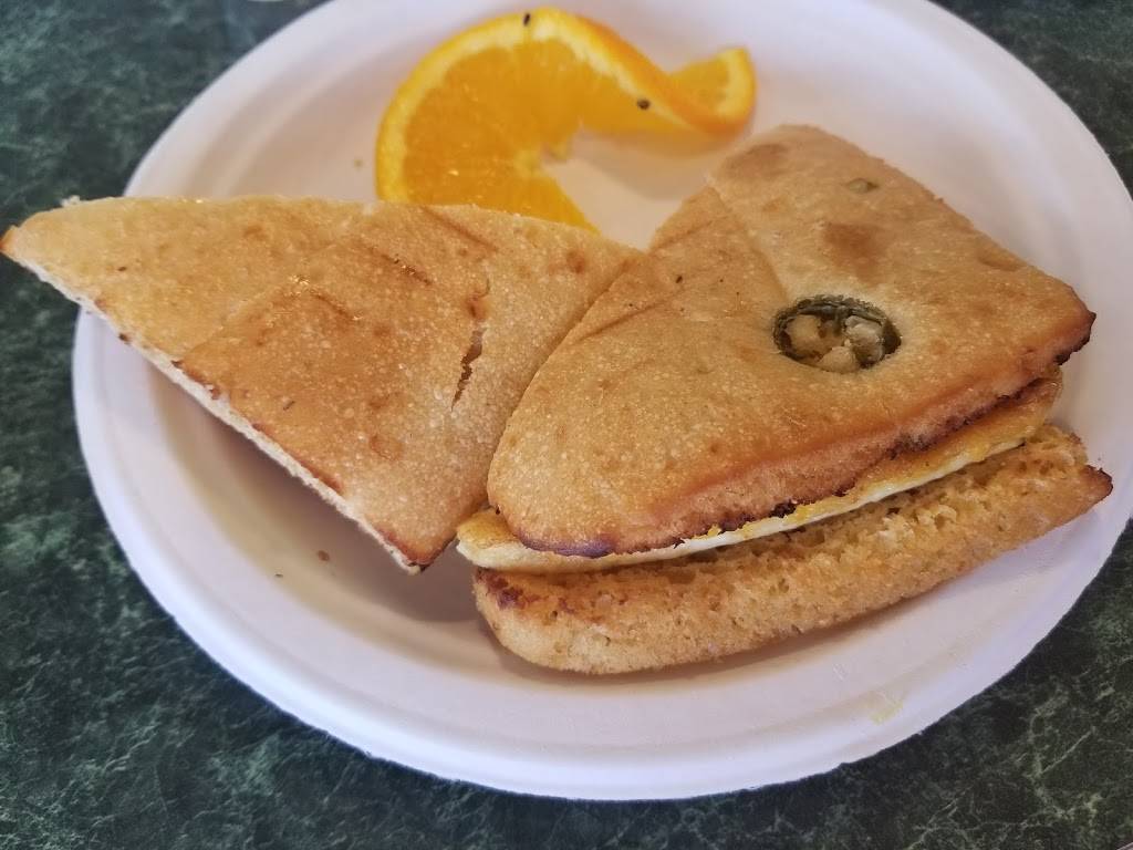 2 Squares A Day | restaurant | 3399 Amnicola Hwy, Chattanooga, TN 37406, USA | 4236977595 OR +1 423-697-7595