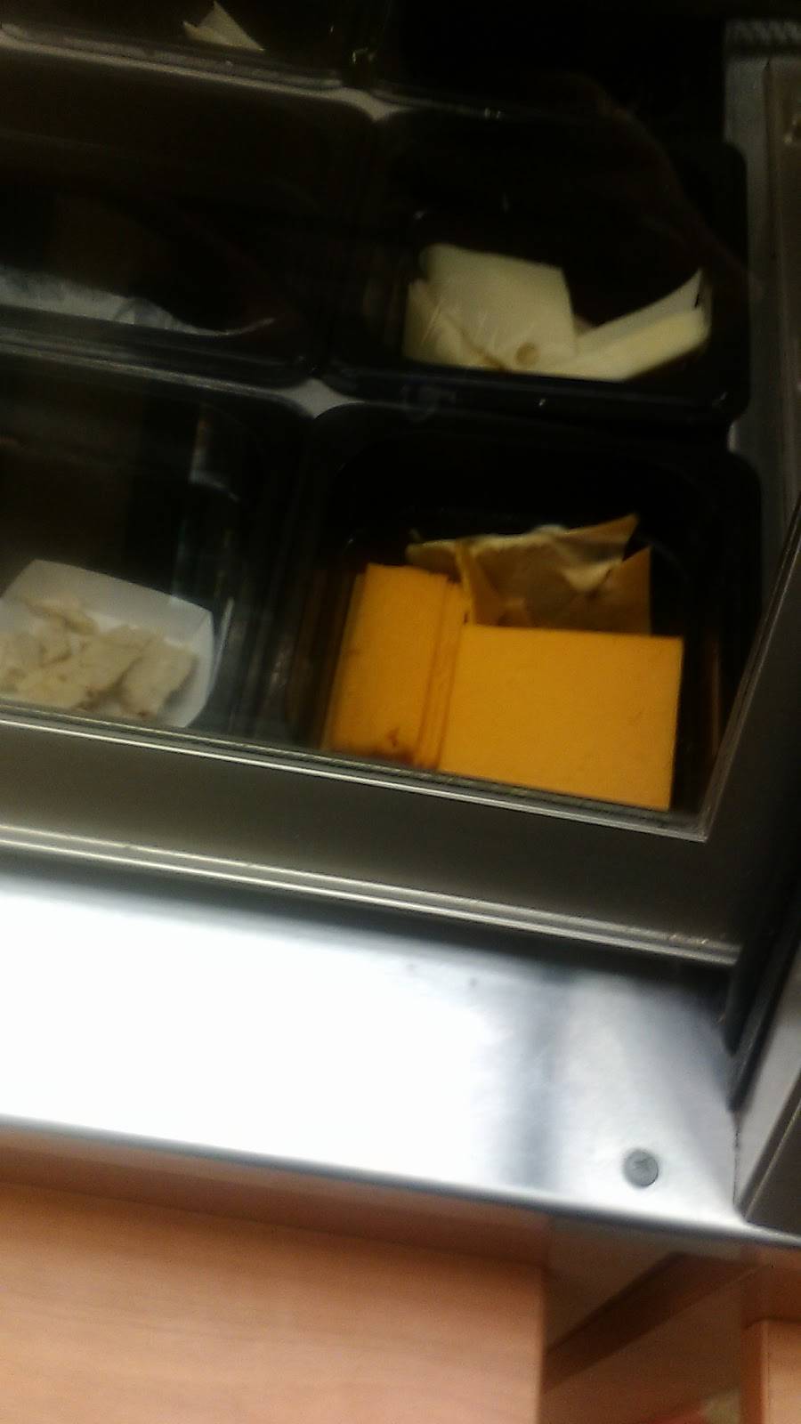 Subway | restaurant | 5880 University Blvd, Moon, PA 15108, USA | 4122697827 OR +1 412-269-7827